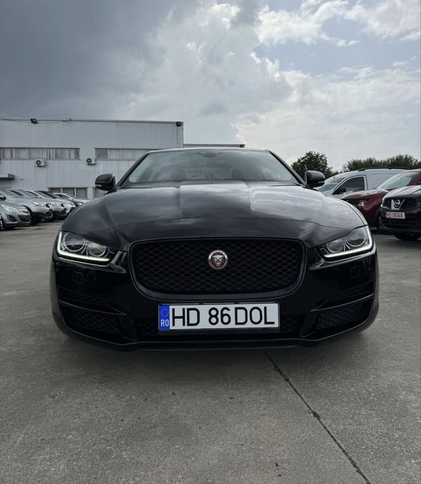 Jaguar XE  2018 2.0Benzina Automat