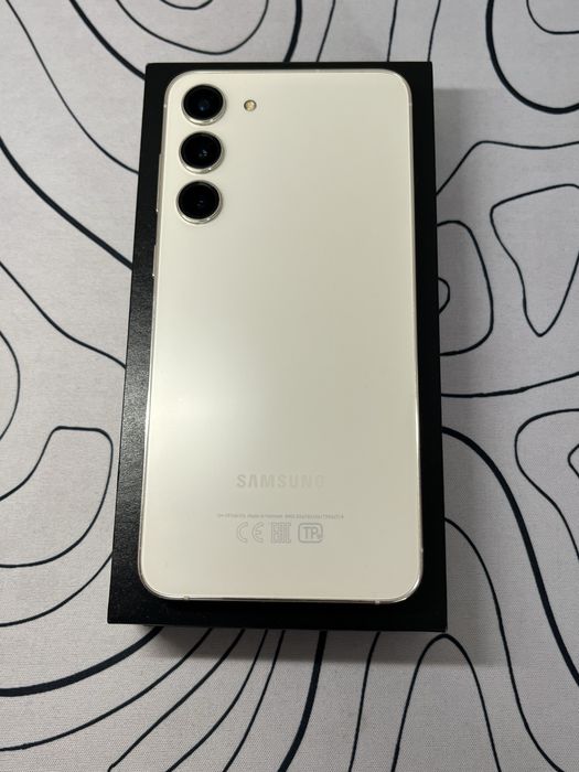 Samsung S23+ 8/512
