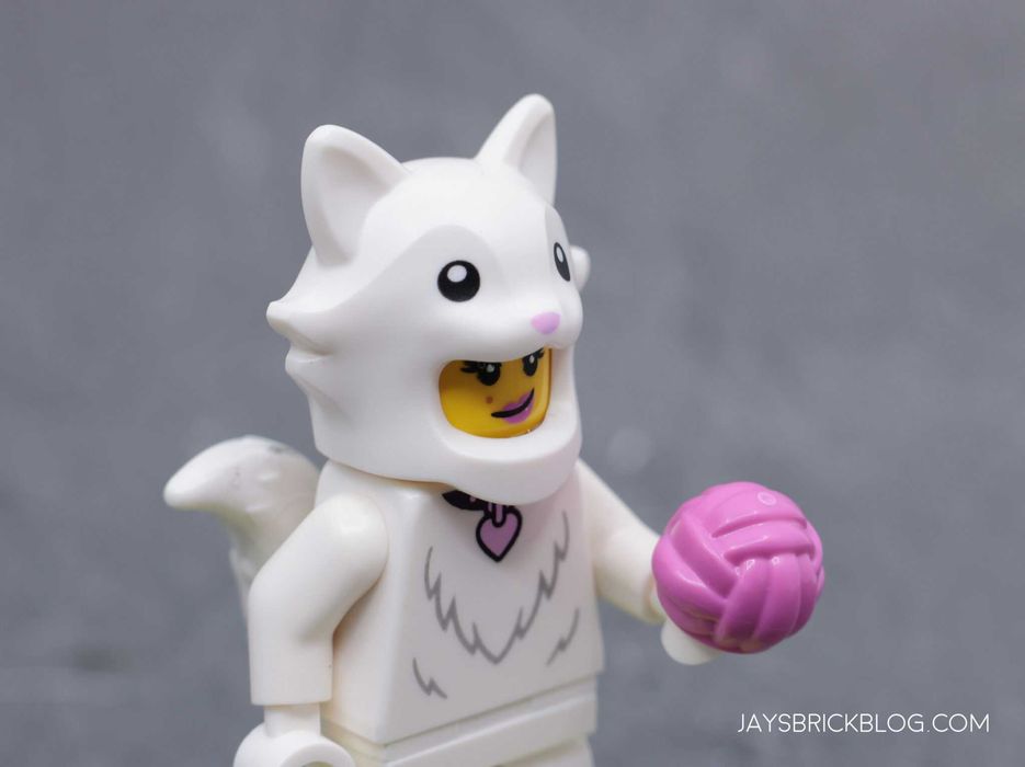 Minifigurine LEGO:  2. Fluffy Cat Costume; 6. Koala Costume