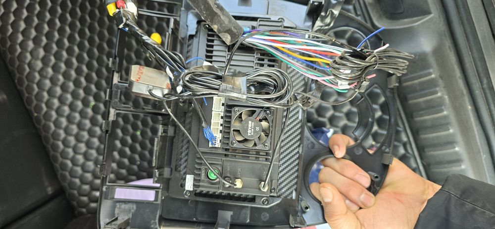 Teyes cc2wayfay 15kun ishlagan manitor mafon magnitafon gentra lase