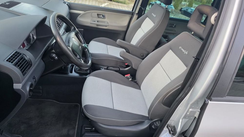 VOLKSWAGEN Sharan 2009 — imagine 5
