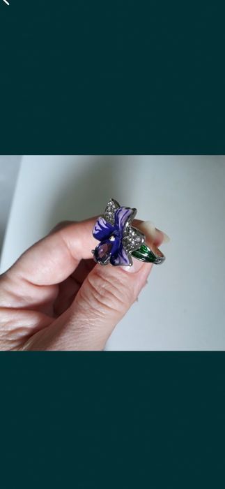 Дамски пръстен размер 5, с щамп 925.