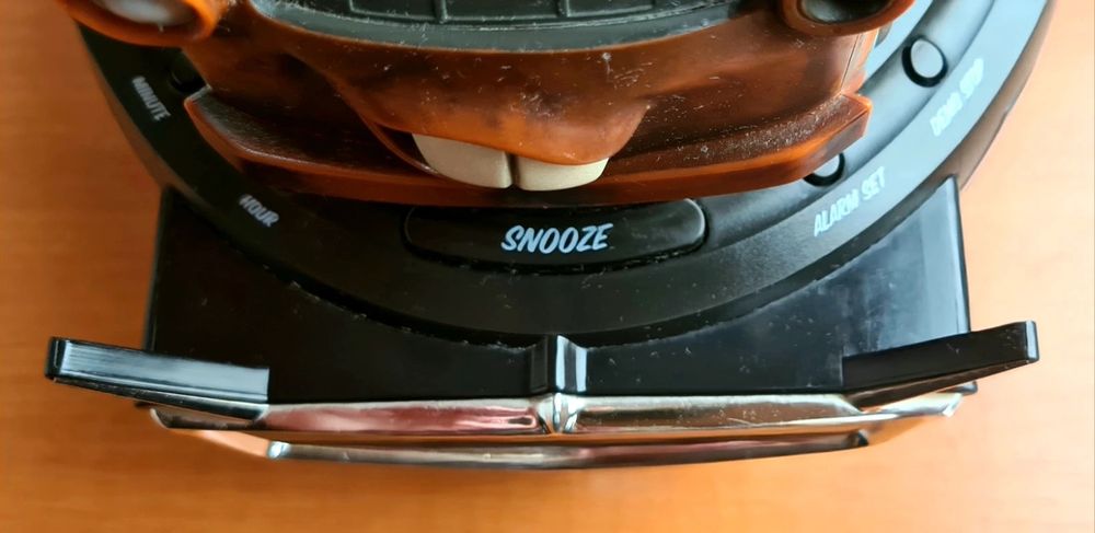 Radio cu ceas deșteptător Disney, model C300ACRE