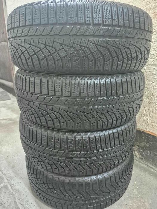 215/55R17 Sailun