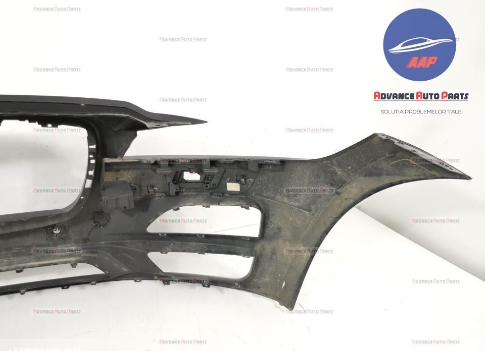 Предна броня със сензори и измиватели, оригинална, в добро състояние Я