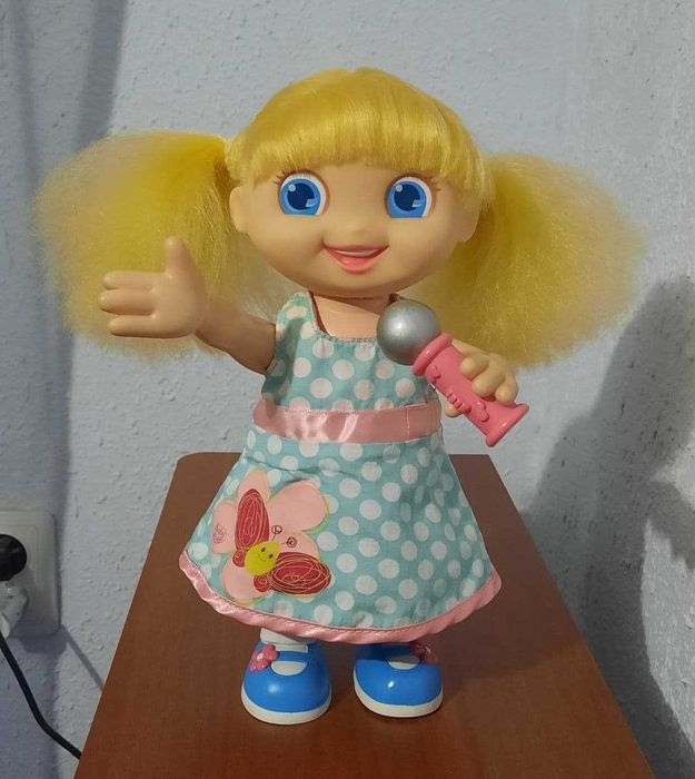 Фирменная кукла Энни (Annie) из мультсериала "Маленькие Эйнштейны"