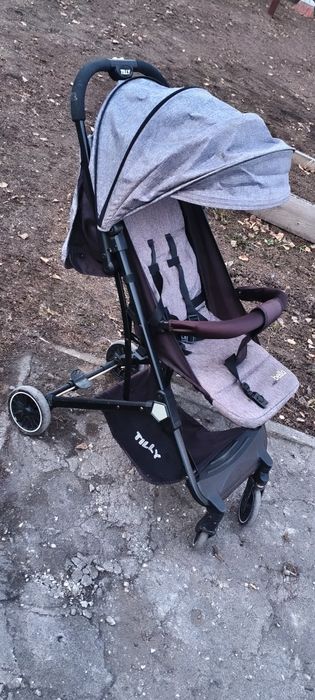 Продам две коляски недорого