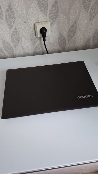 Продам ноутбук Lenovo