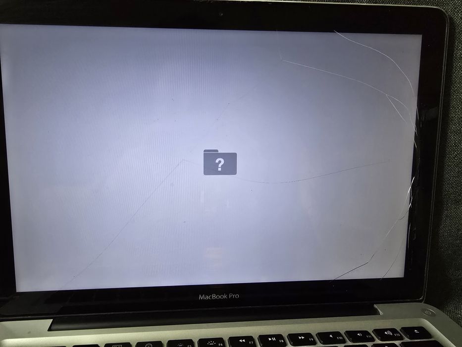 MacBook Pro 2011 за части 13 inch