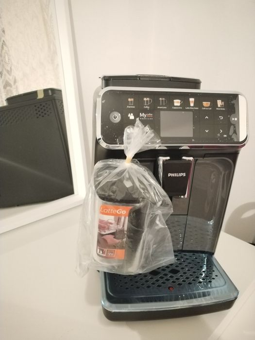 Espressor Philips Seria 5400 EP5447