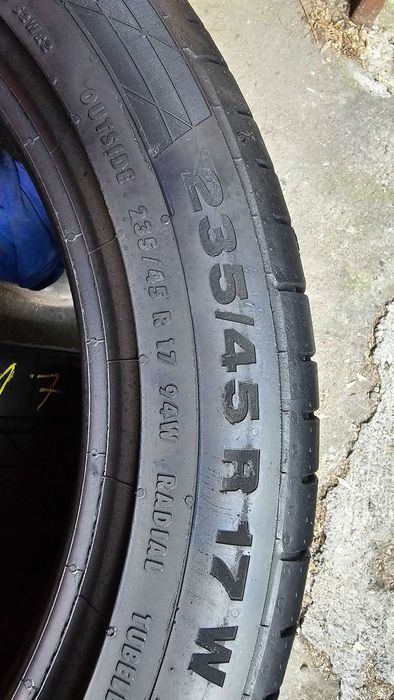 235 45 17 CONTINENTAL vara