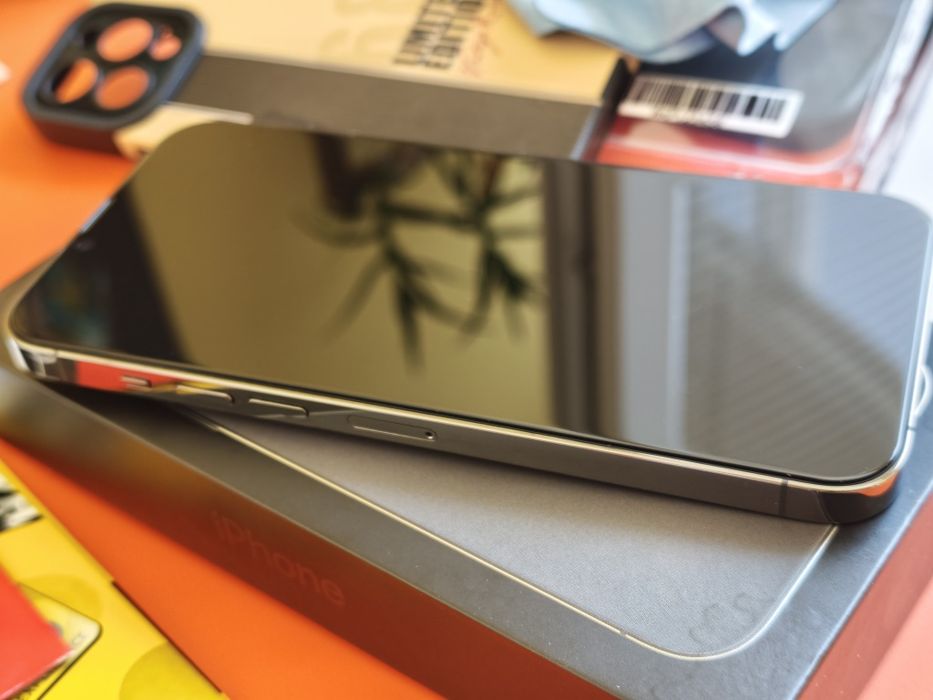 *Продавам: Iphone 13 Pro Max - УНИКАТ*