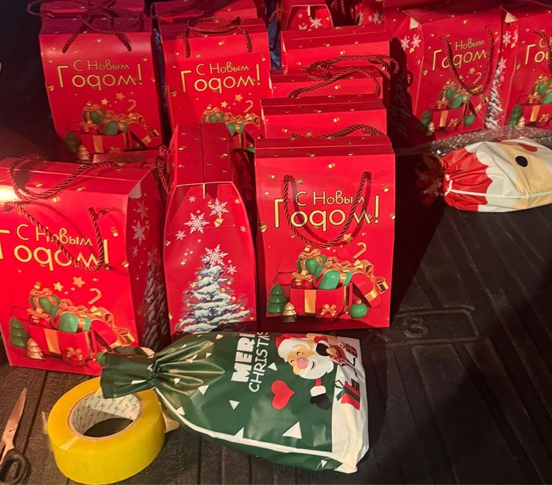 Новогодние подарки оптом