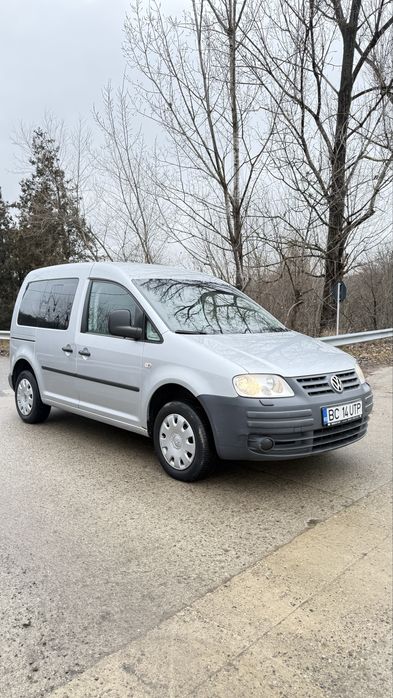 Vw caddy LIFE 1.9 TDI 5 locuri