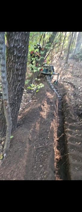 Траншеи копаем глубина до 1м