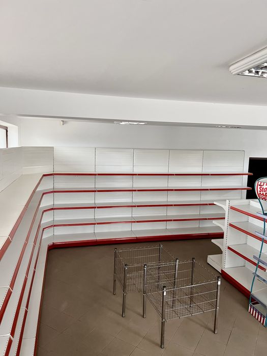 Casa, teren 1000m2 si MARKET in Suraia
