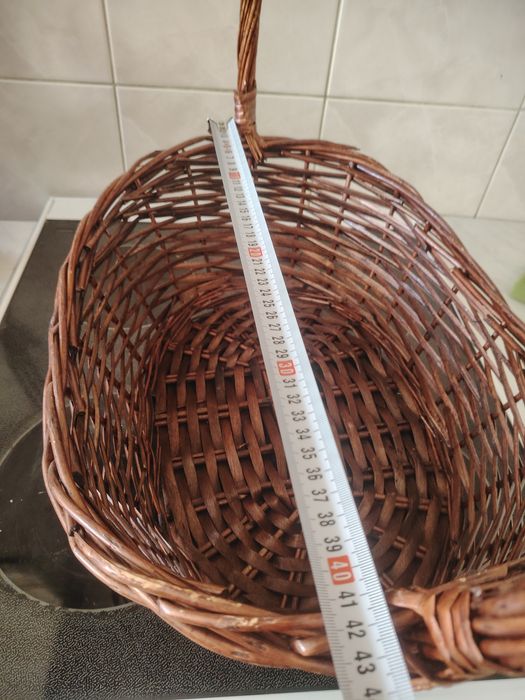 Продам корзину для фруктов