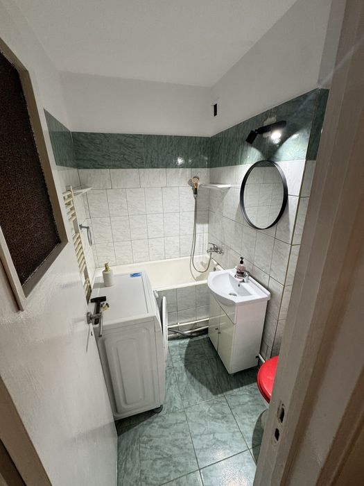 Garsoniera Pietatii, sala Polivalenta, Hipodrom