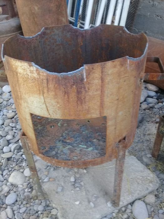 Ошақ әртүрлі размерде.