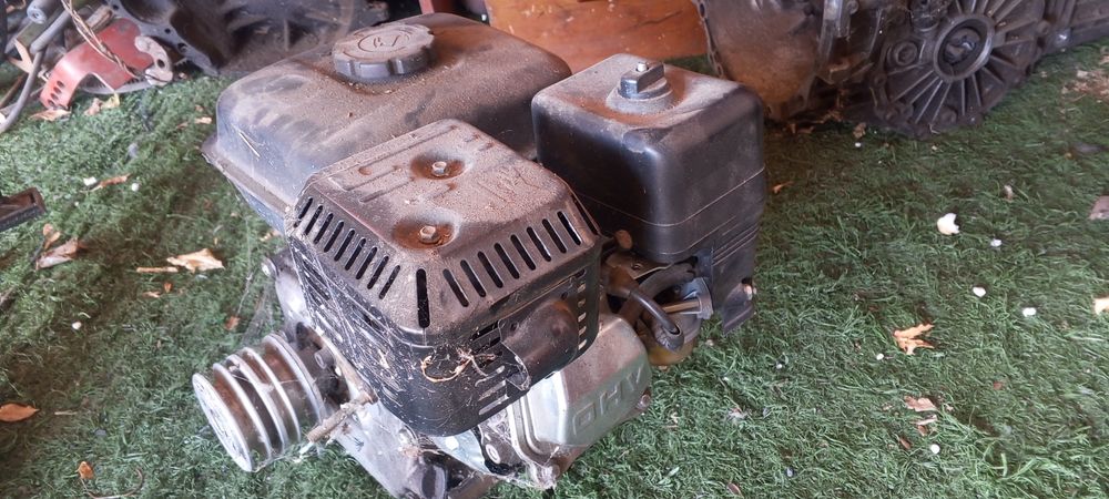 Двигатель на мотоблок, на минитрактор