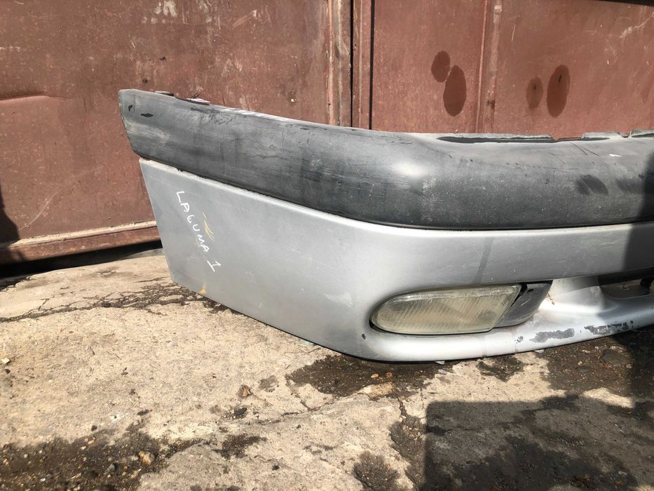 Предна броня от Рено лагуна комби 98г Renault laguna 1998