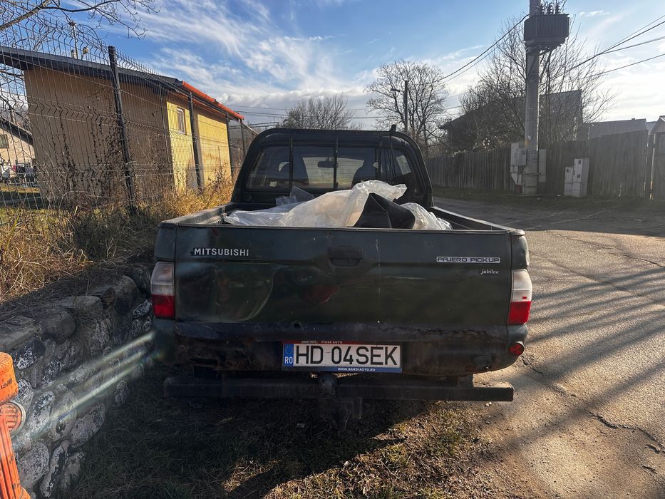 Mitsubishi L200 autoutilitara 2003