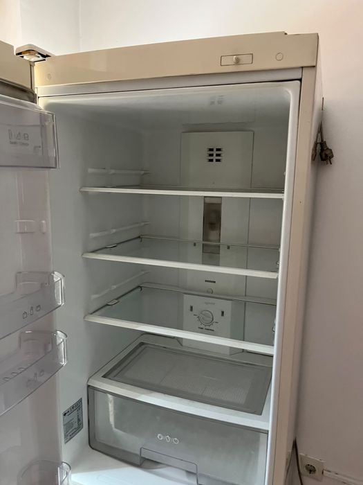 Продается холодильник