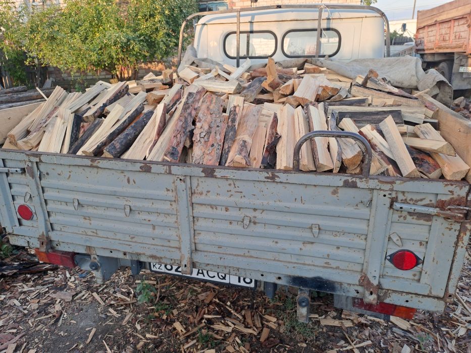 Дрова сухой  рублены