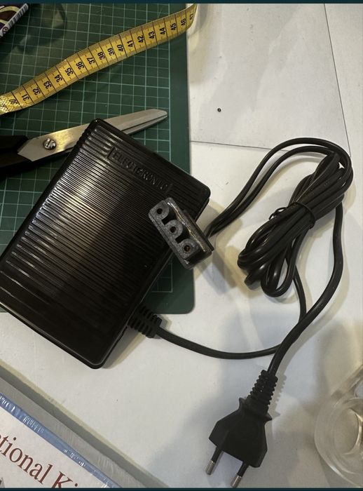 NOU Pedala universala masina cusut casnica 220V brother singer