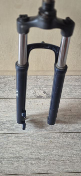 Vând furca bicicleta