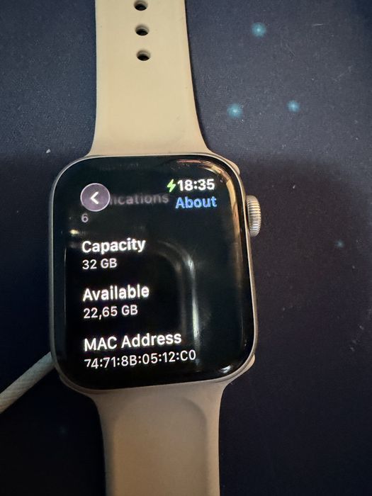 Applewatch SE2 ( 2022 )