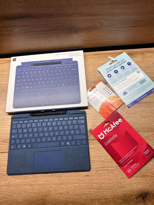 Microsoft Surface 11 Pro Copilot+ PC 13” OLED SnapdragonX Elite 12Core