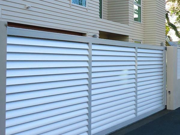 3.Жалюзи забор Металлический жалюзи забор и ограждения
