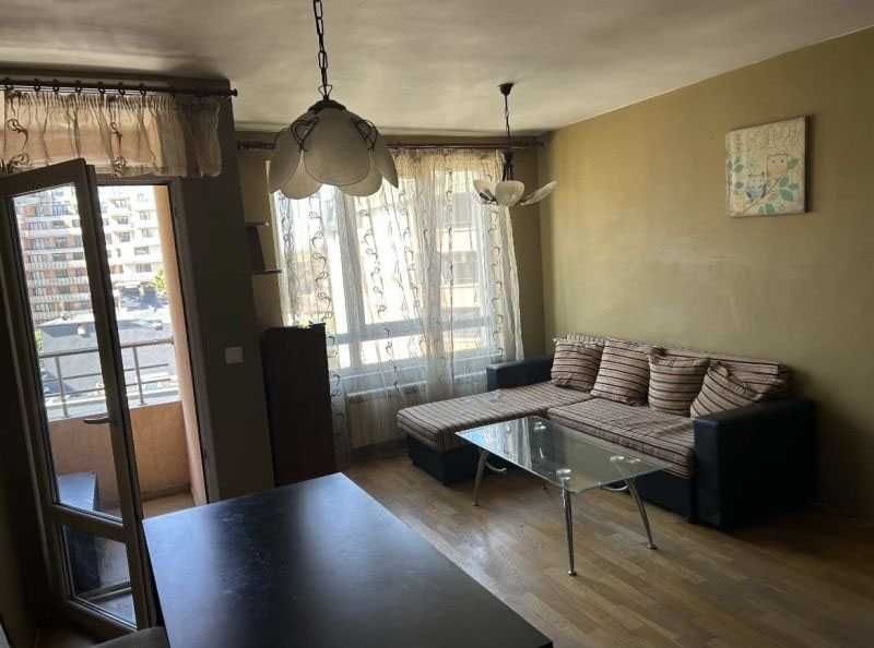 Дава се под наем Тристаен апартамент в София, Красно село - 80 кв.м за 600 € - Снимка #3