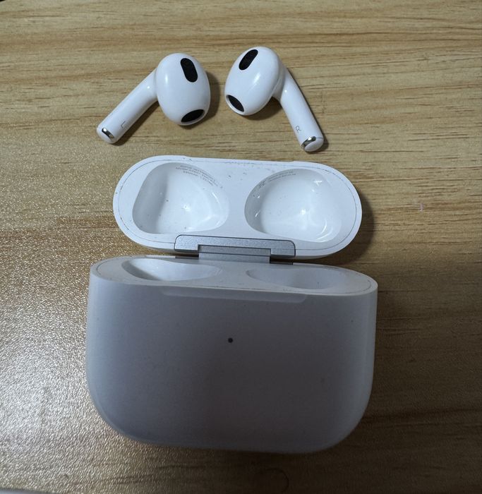 Airpods 3 состояние хорошее