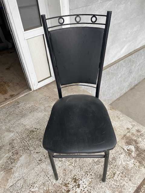 Продаются стулья для учебных центров кафе  металлические мягкие 19 шт