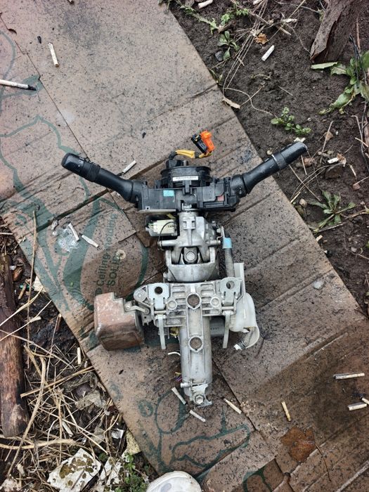 Рулевая колонка на Crown Majesta