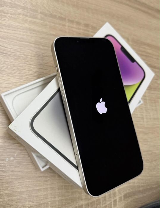 iPhone 14 Plus 128GB, бял цвят