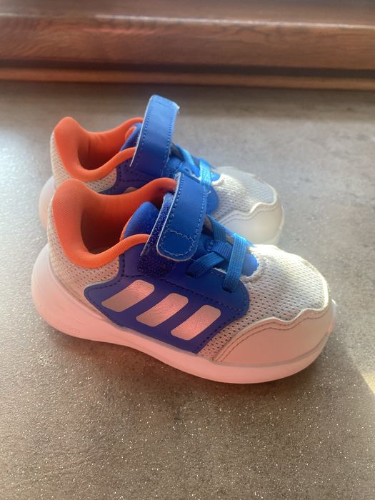 Маратонки Adidas Sportswear