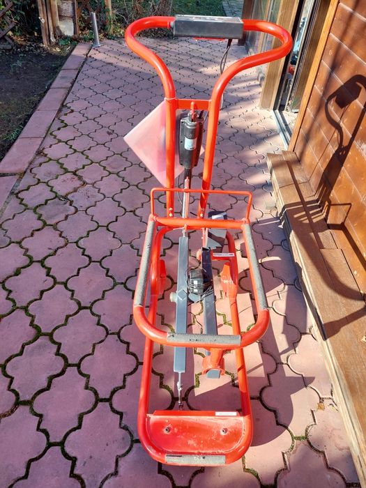 Dispozitiv electric de ridicare-deplasare scaune pers greu deplasabile