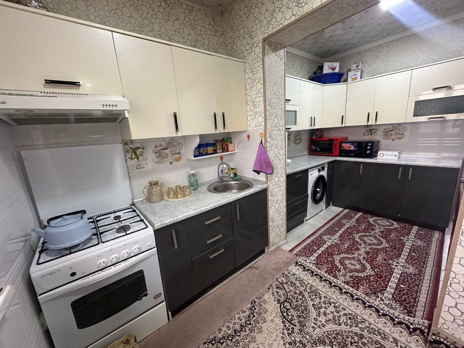 Срочно Продаётся 4комнатная квартира