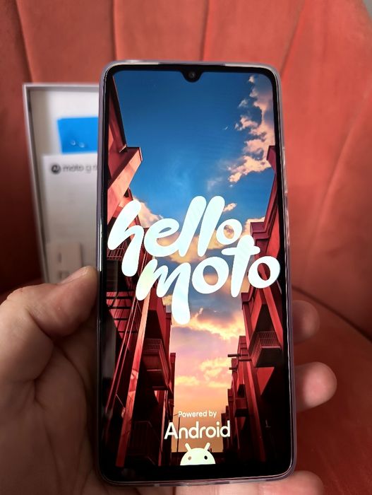 Smartphone Motorola G06 nou,în cutie,cu acte(nu iPhone 17, Samsung ultra)