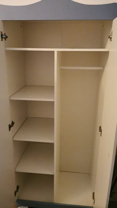 Mobilier copii alb si albastru
