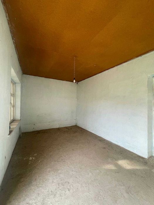 5 sotix, 4 xona hovli sotiladi, 66 ming