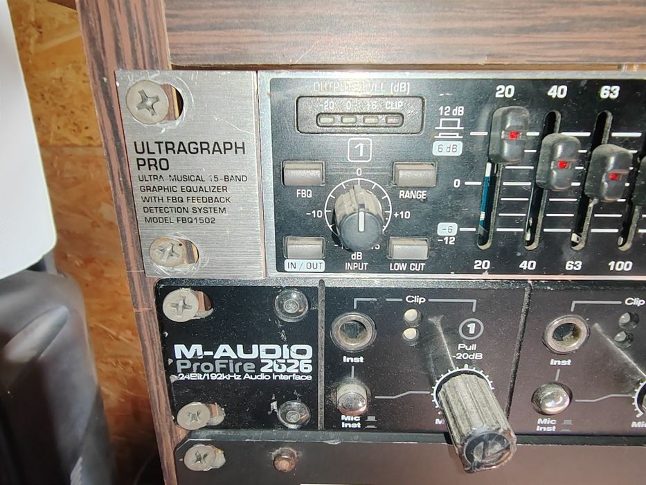 Vand/schimb:mixer, puteri