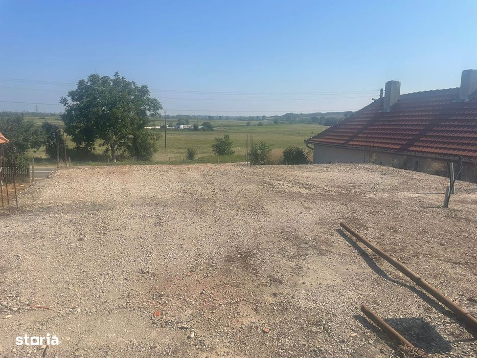 Teren intravilant în Cadea
