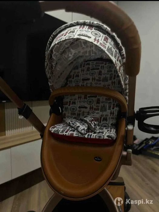 Продам коляску  Хот Мом 2в1