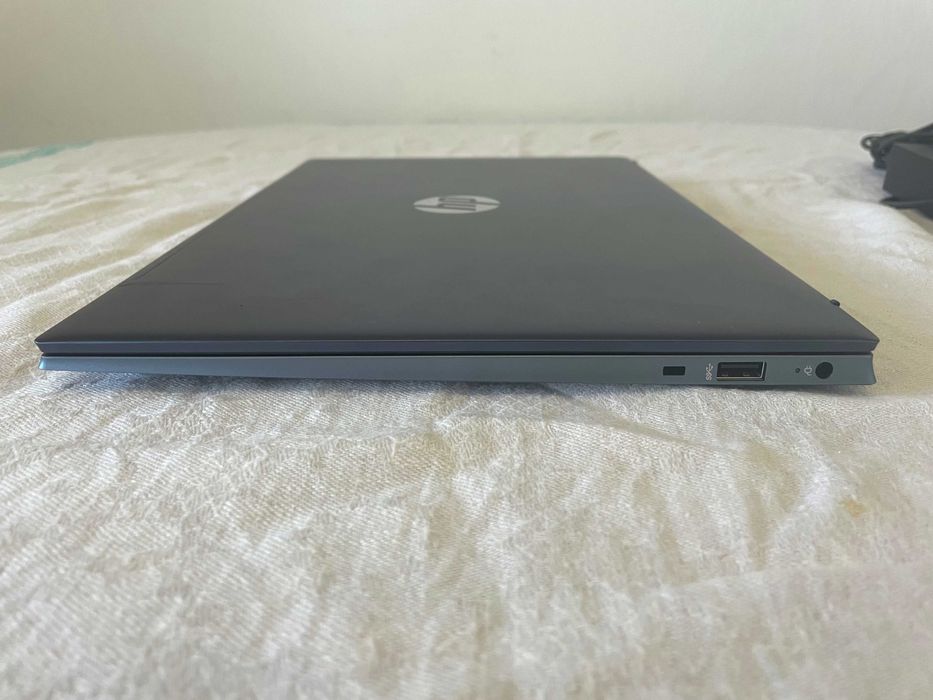 ПЕРФЕКТЕН HP Pavilion 15.6 инча + оригинален MS Office