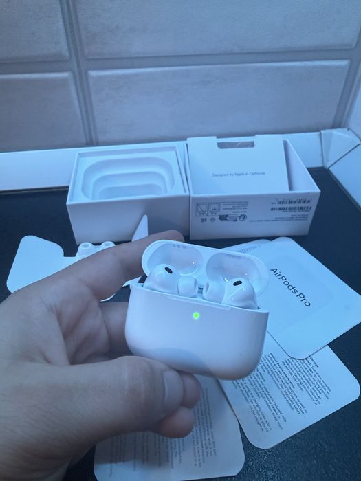 Nova (Air) Pods Pro 3