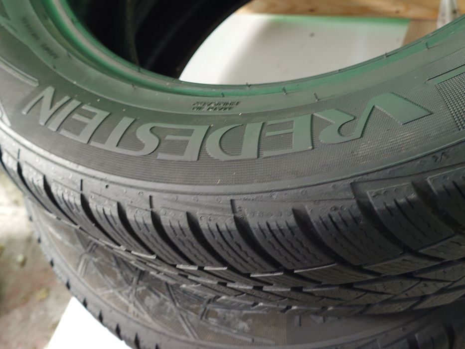 215/60R17 Vredestein 2022 6,1mm stare foarte bună fără defecte